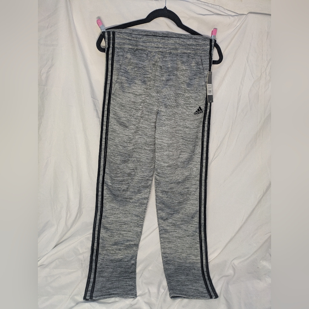 NWT Adidas Fleece Pants, Kids Size XL (18-20), Gray And Black